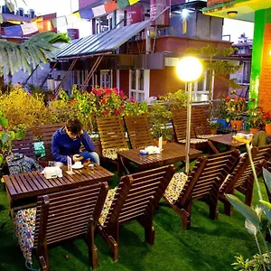 Shangrila Boutique Hostel